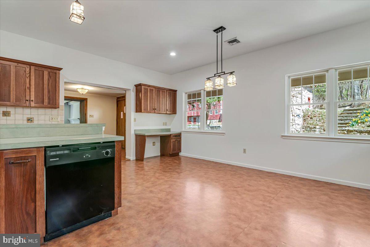 WYNDHAM HILL - Residential