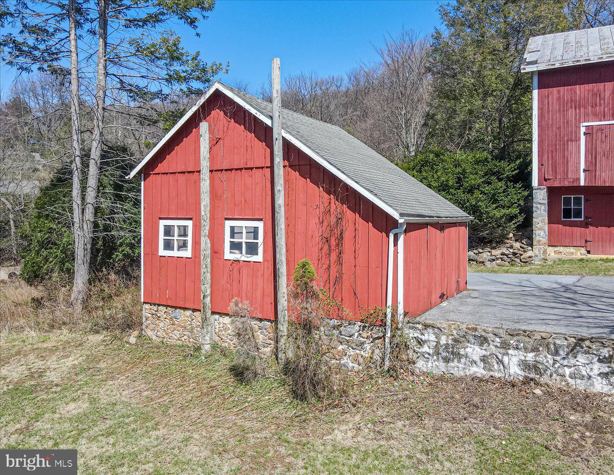 WYNDHAM HILL - Residential