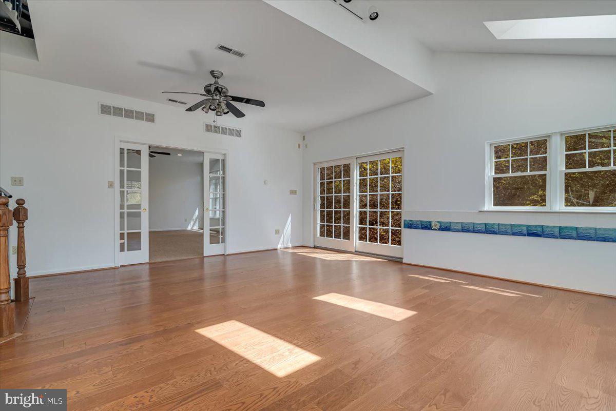 WYNDHAM HILL - Residential