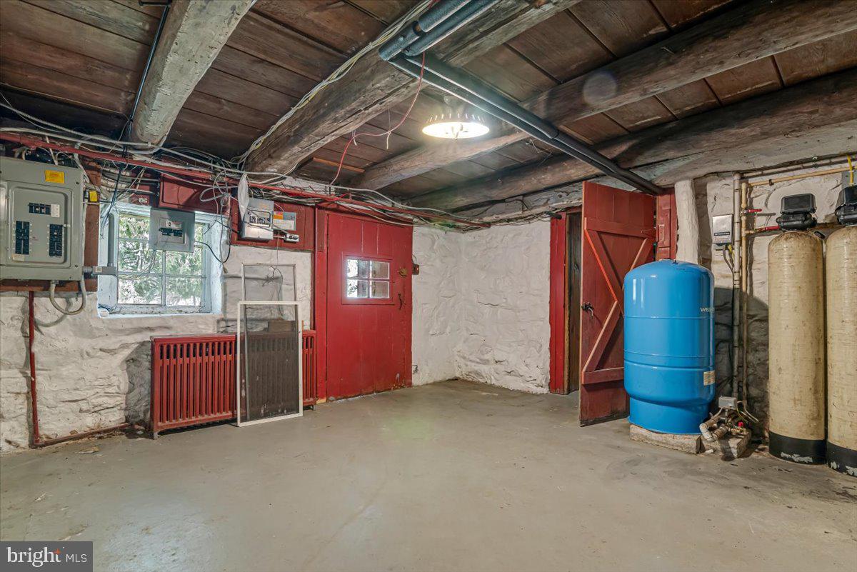 WYNDHAM HILL - Residential