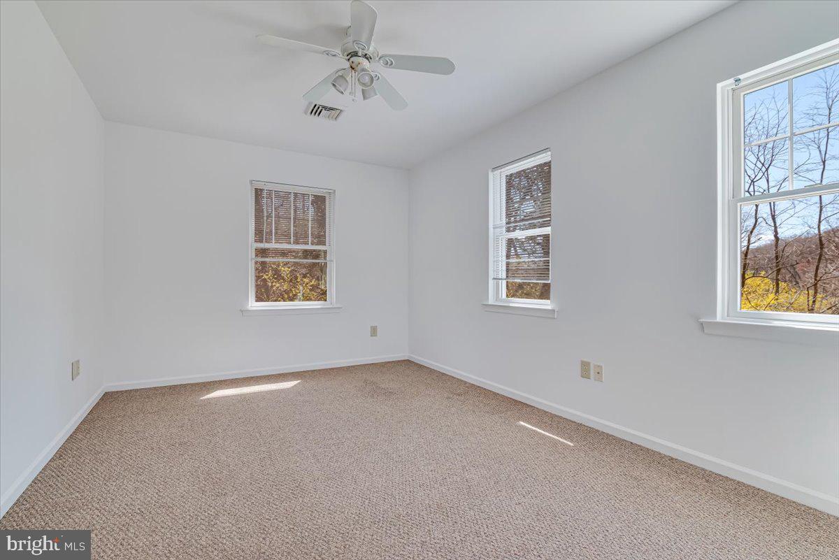 WYNDHAM HILL - Residential