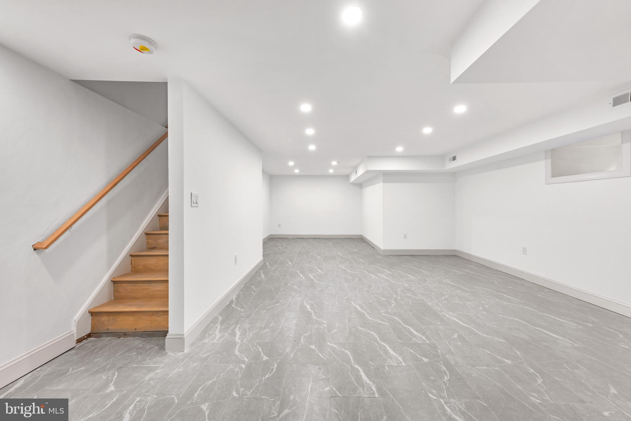 GERMANTOWN - Residential