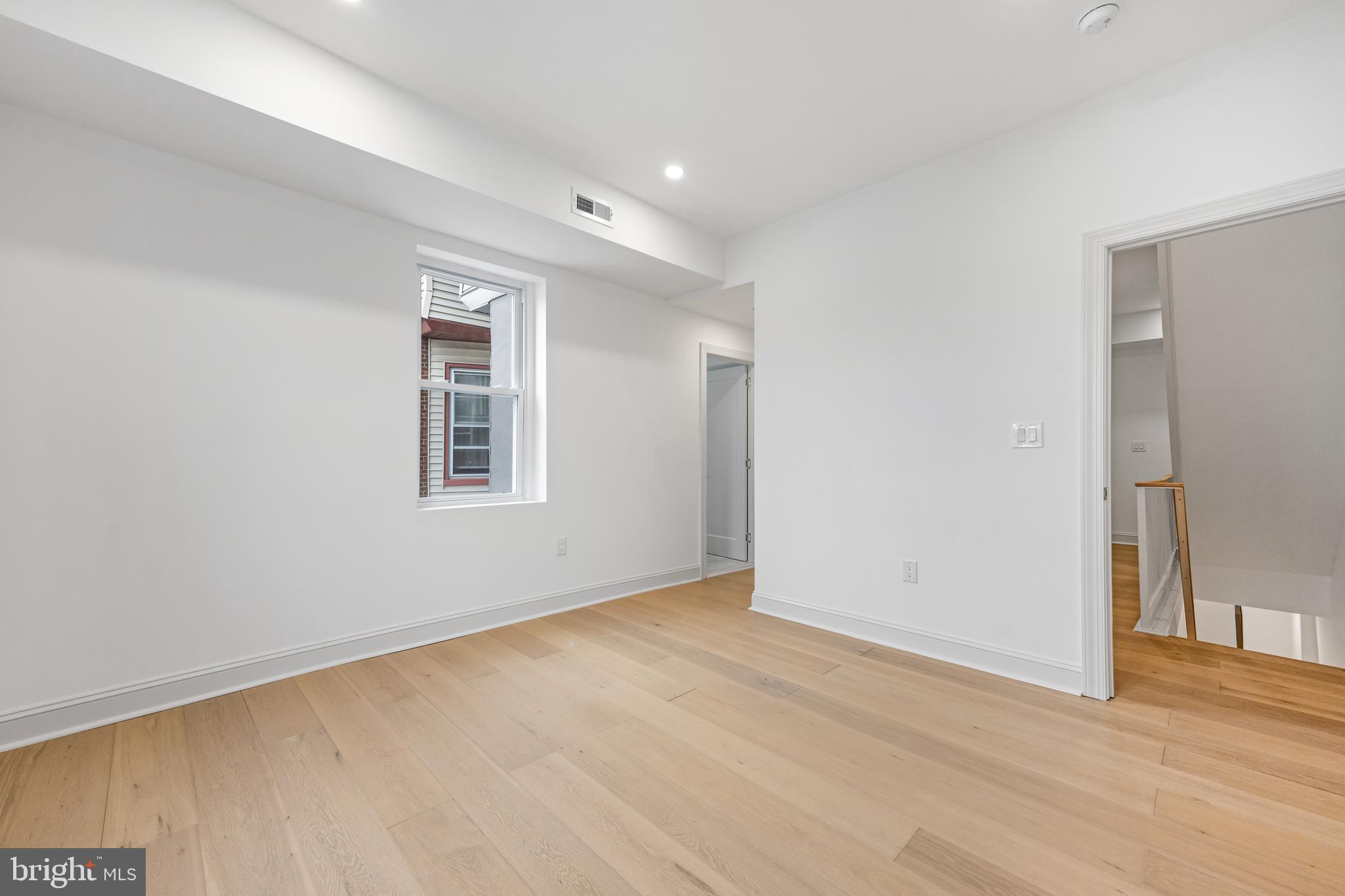 GERMANTOWN - Residential