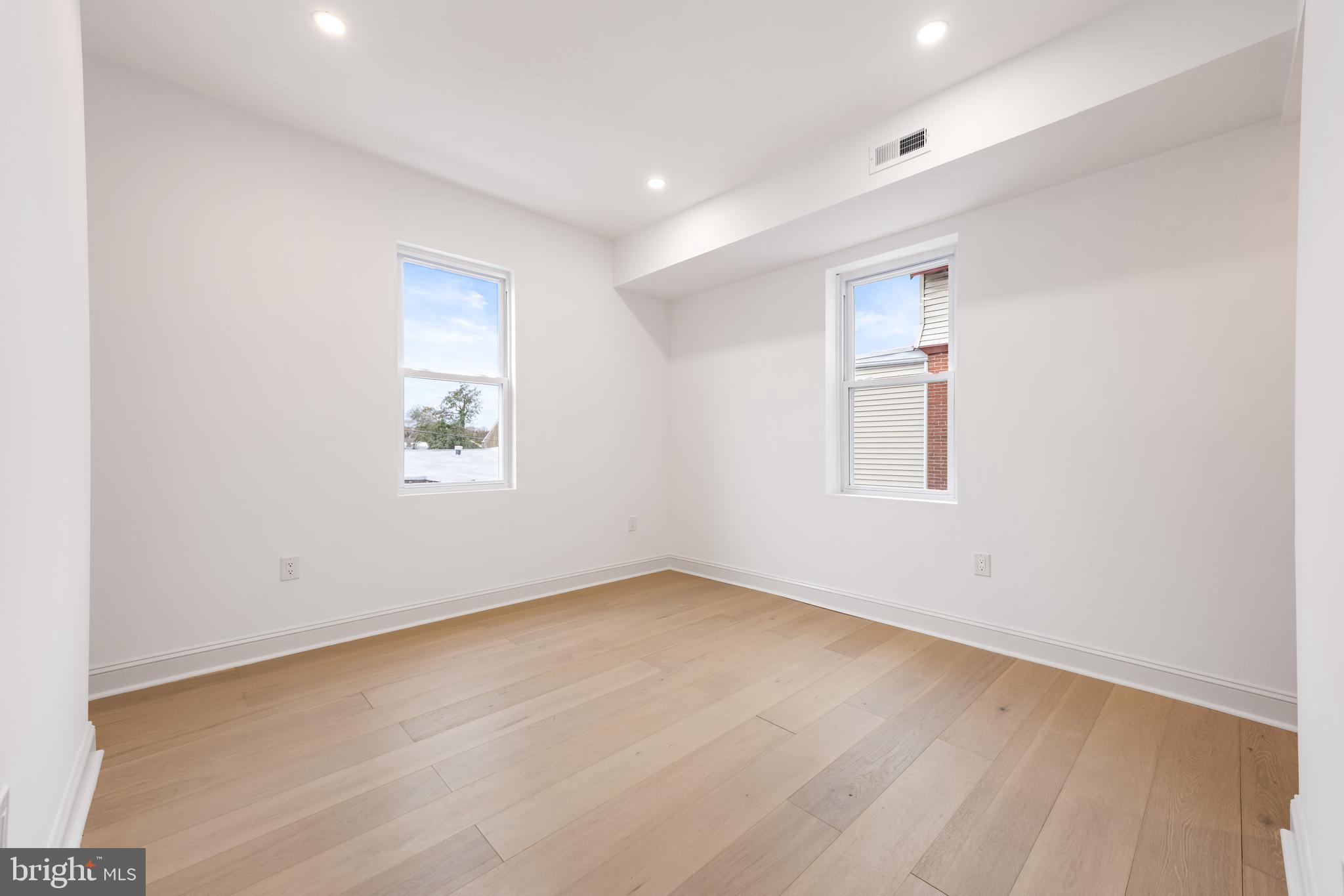 GERMANTOWN - Residential