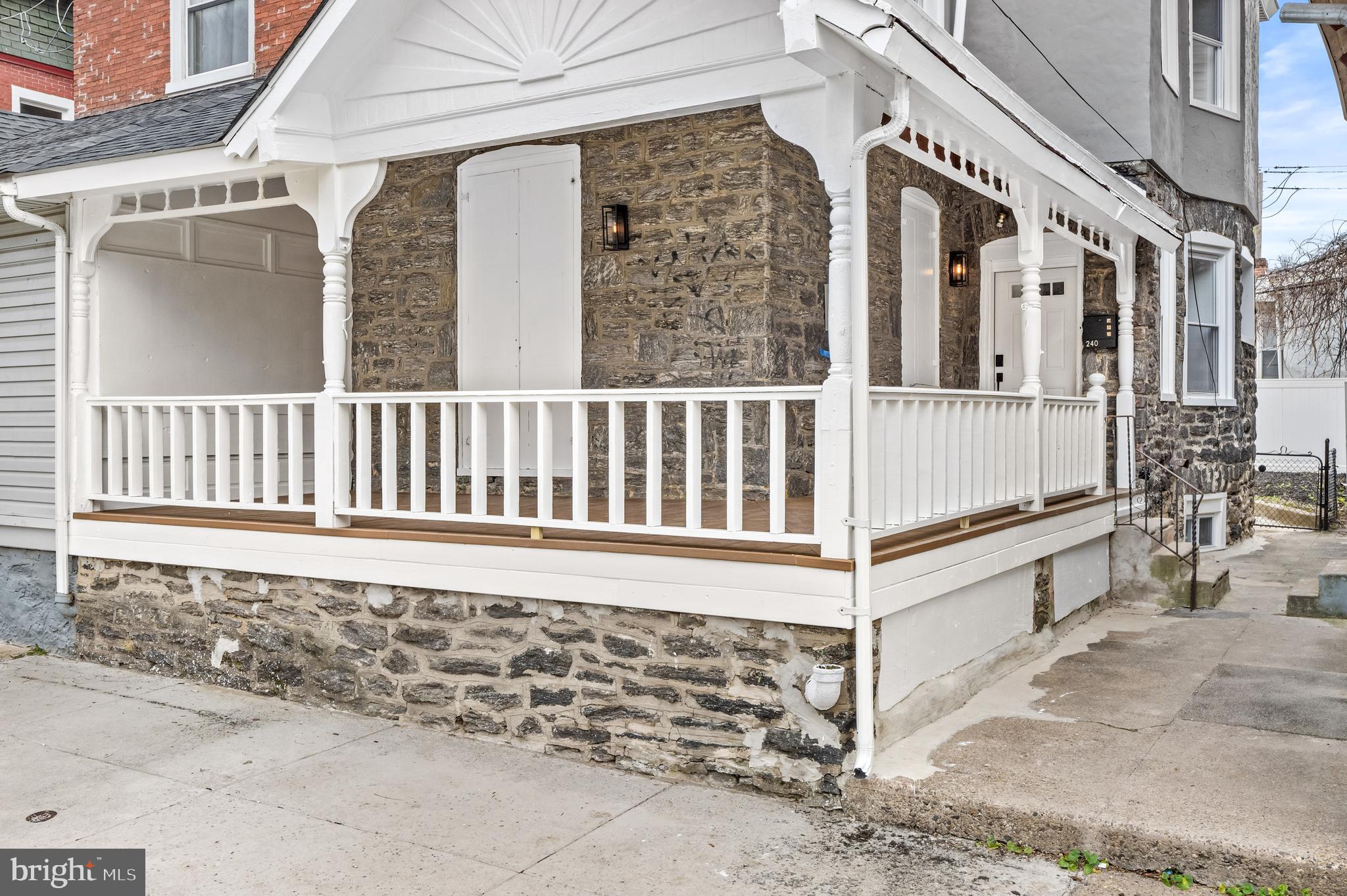 GERMANTOWN - Residential