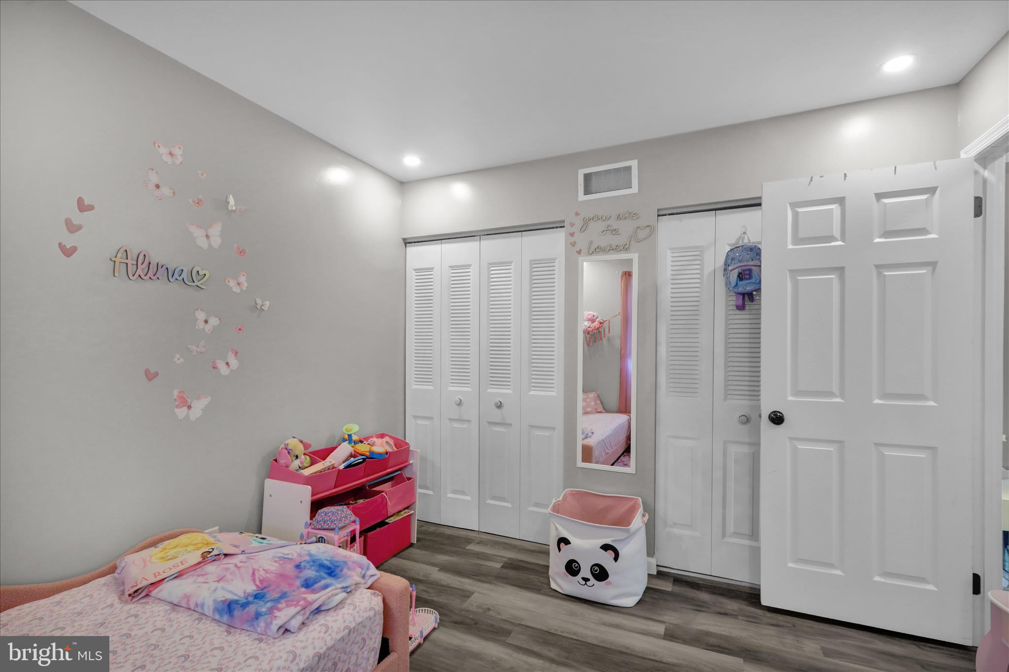 WHITFORD HILL - Residential