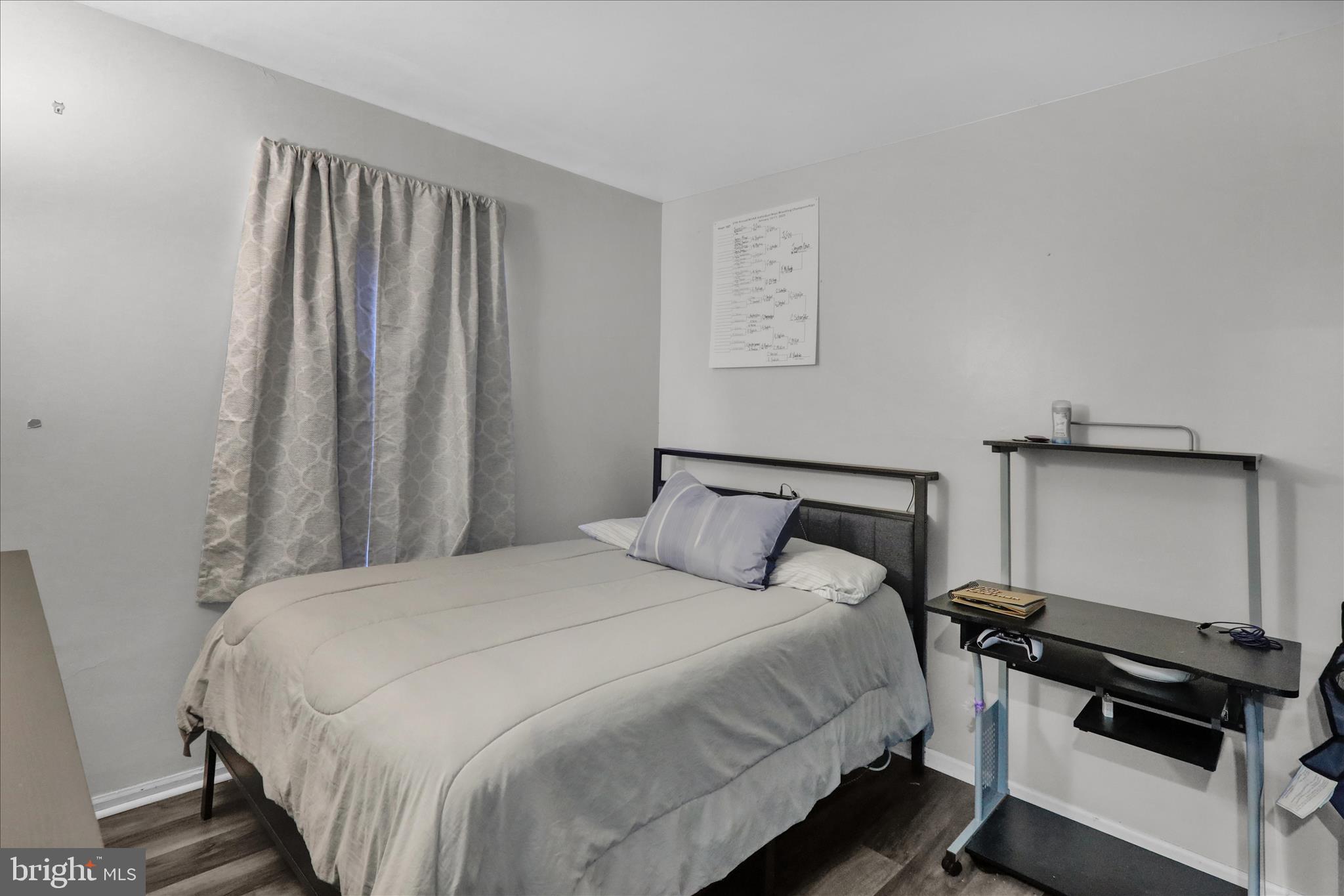 WHITFORD HILL - Residential