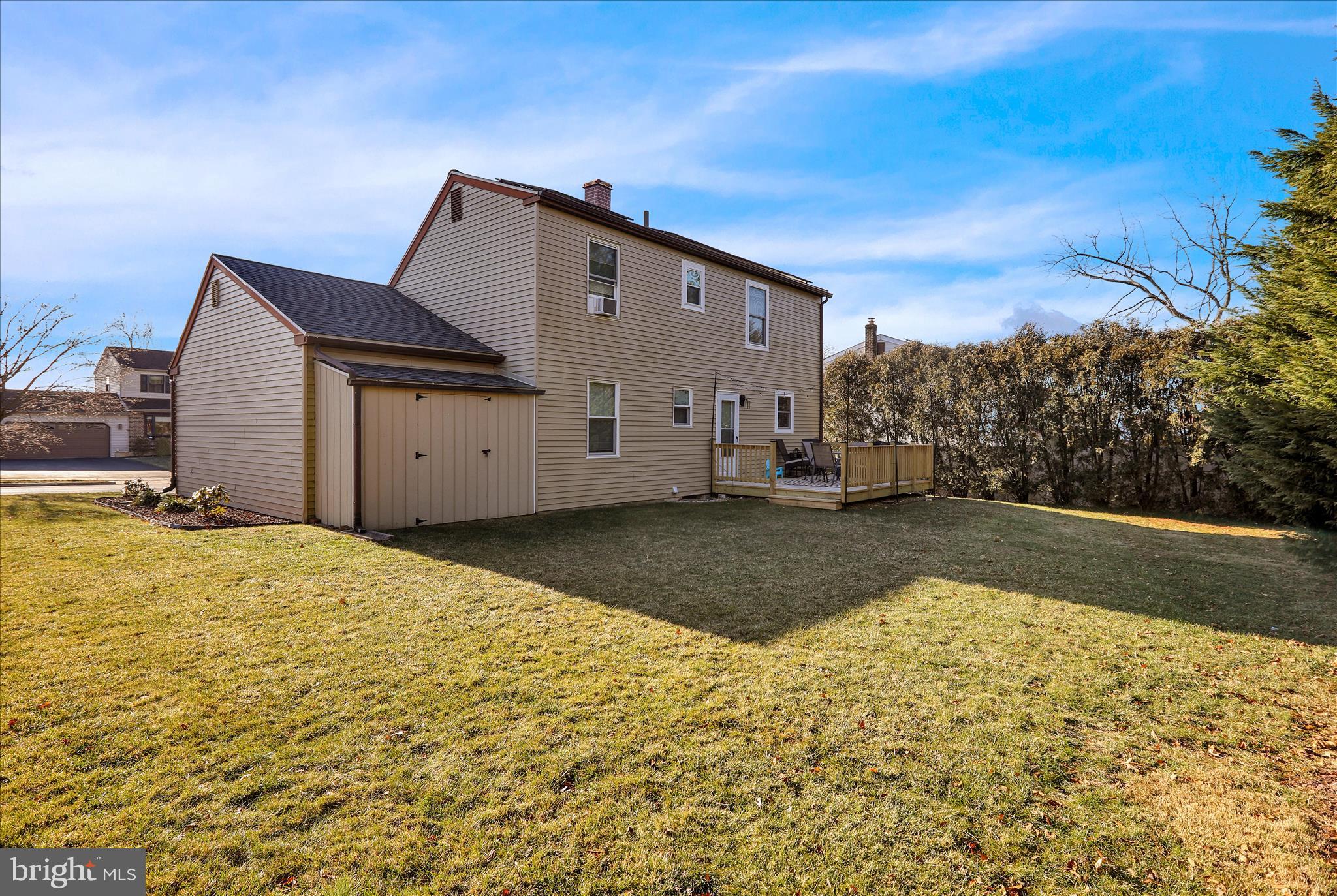 WHITFORD HILL - Residential