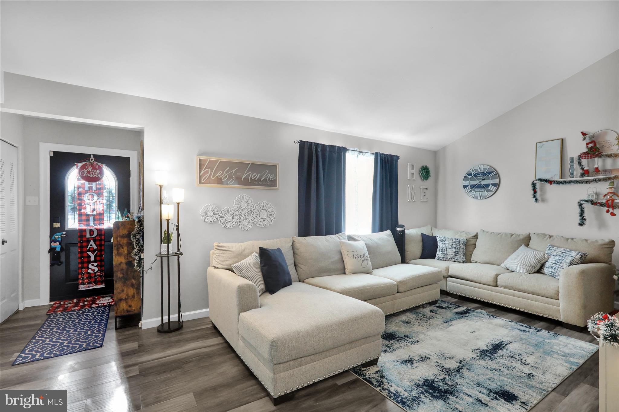 WHITFORD HILL - Residential