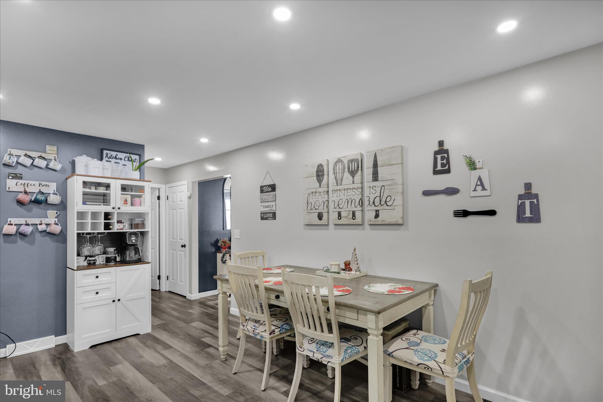 WHITFORD HILL - Residential