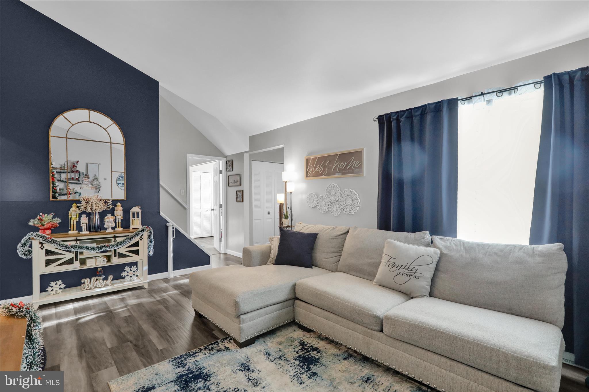 WHITFORD HILL - Residential