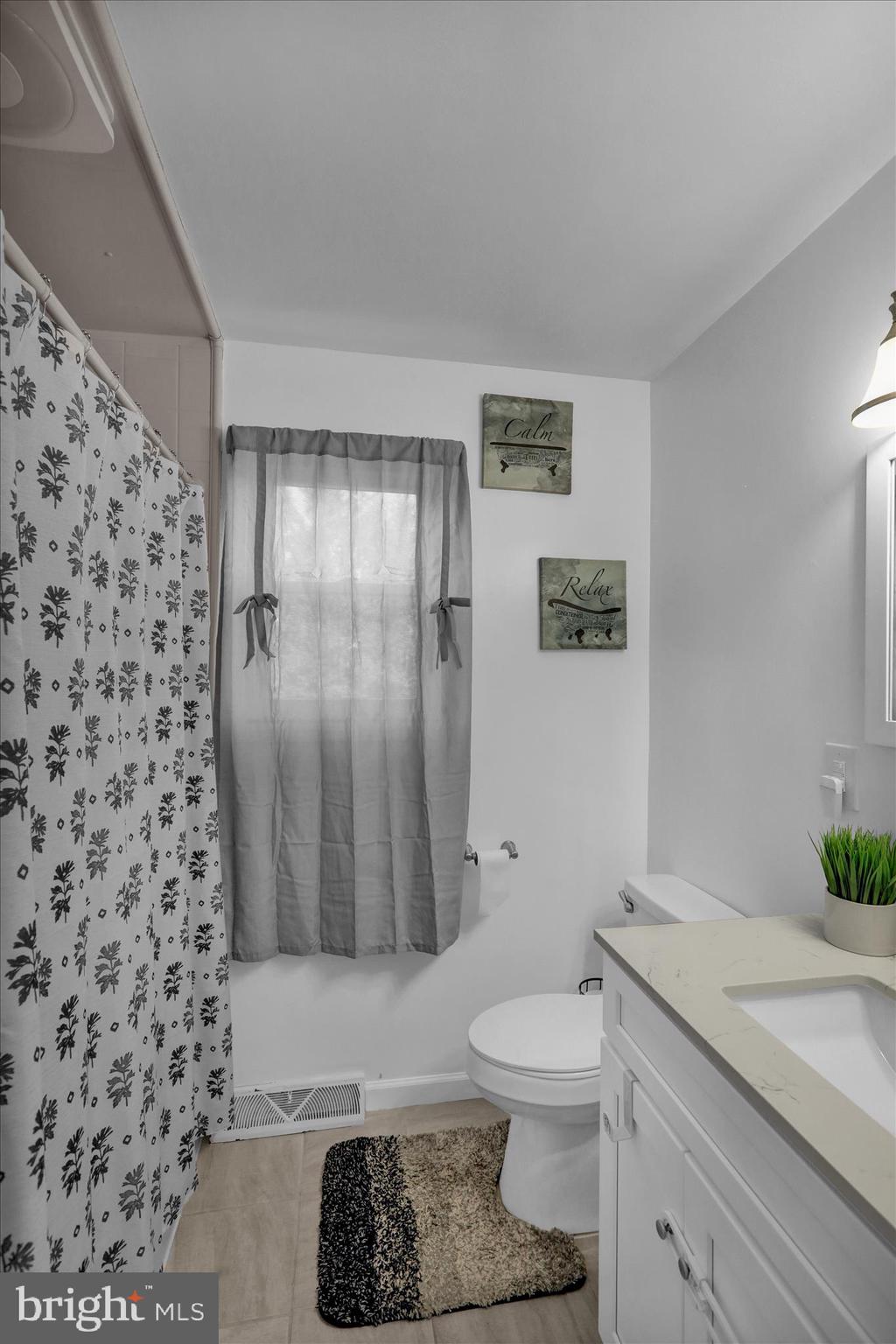 WHITFORD HILL - Residential