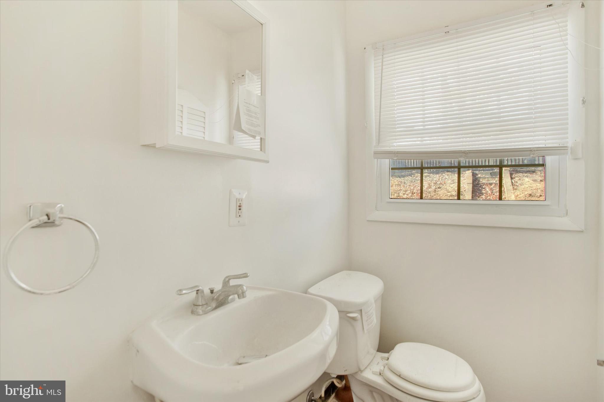 OXON HILL - Residential