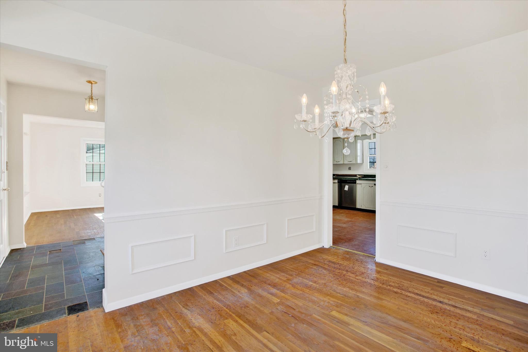 OXON HILL - Residential