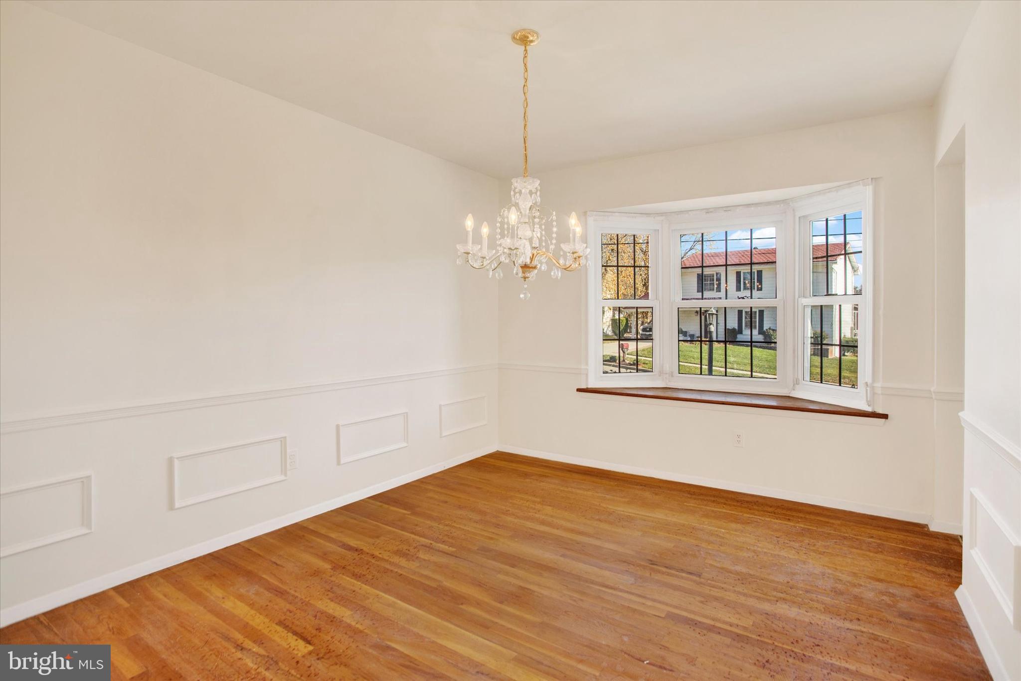 OXON HILL - Residential