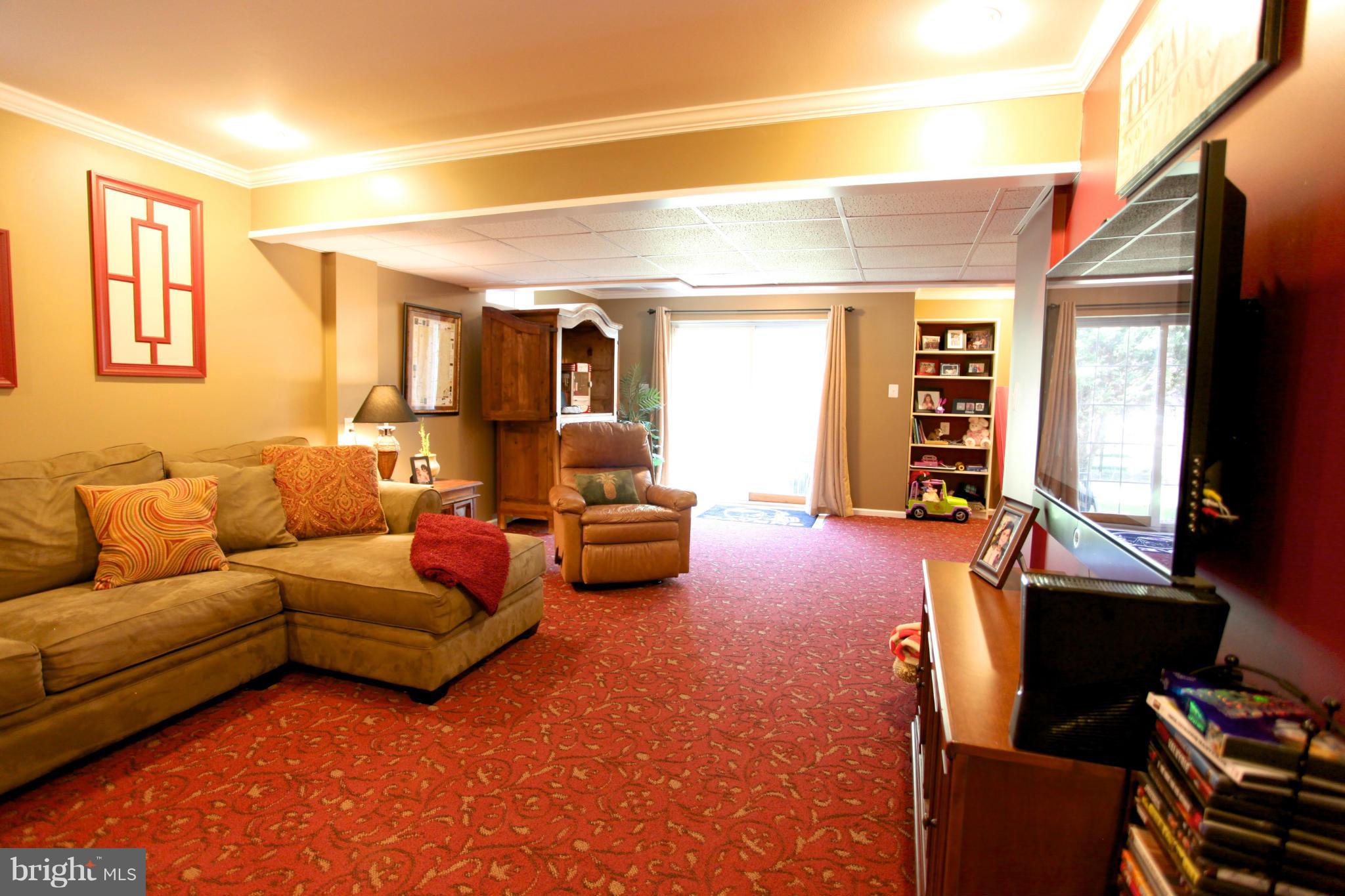 WEST GATE - Residential