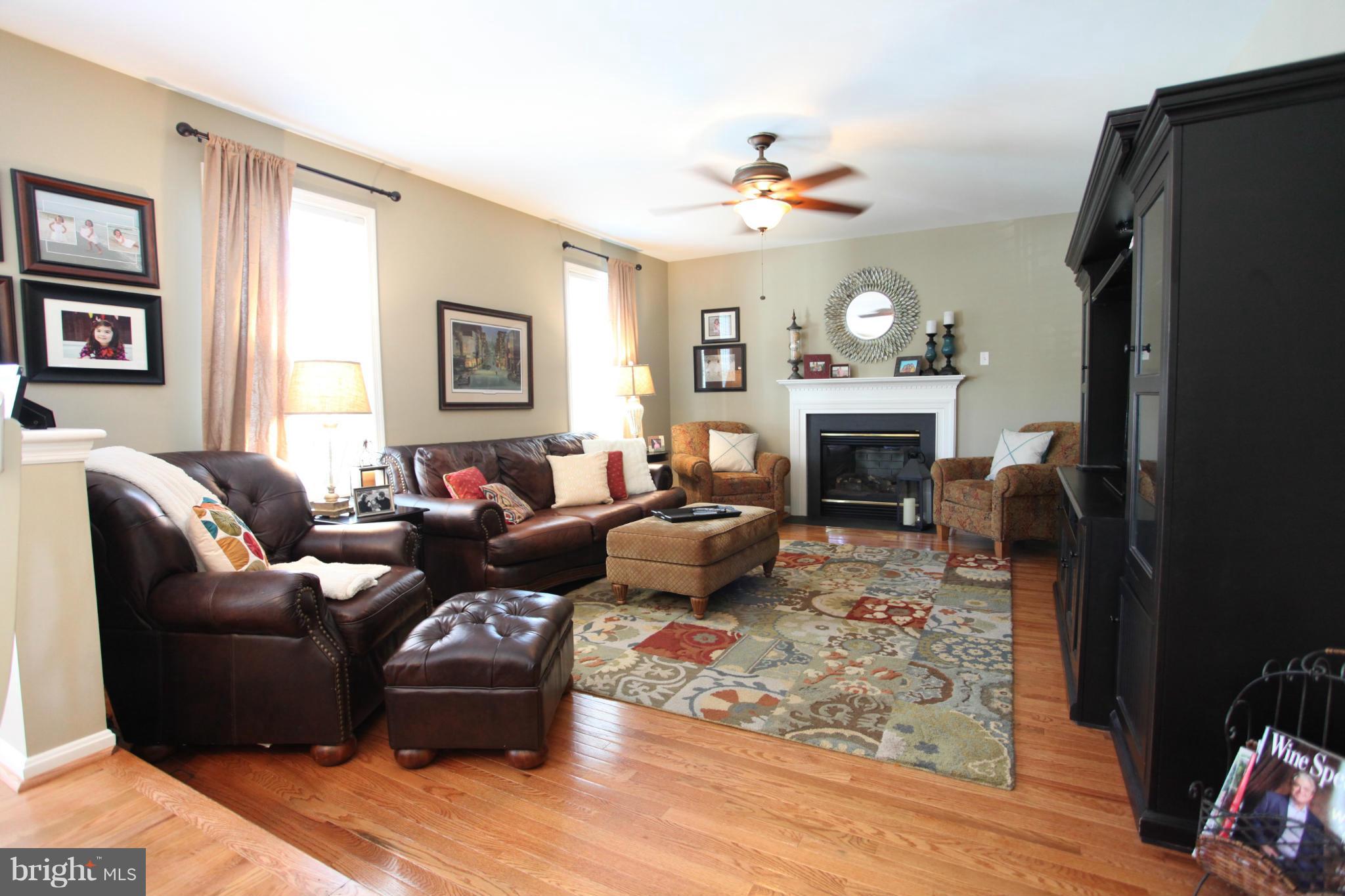 WEST GATE - Residential