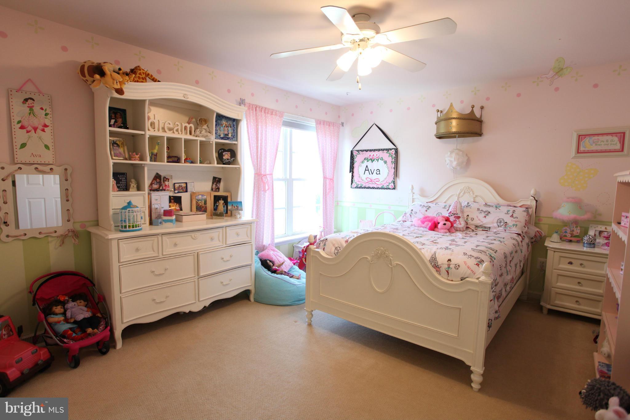 WEST GATE - Residential