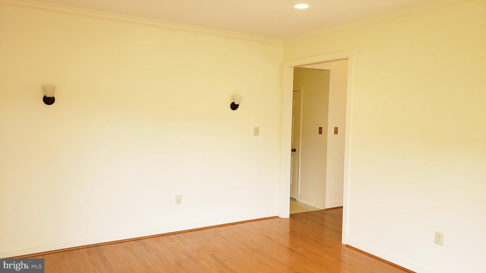 MALVERN HUNT - Residential Lease