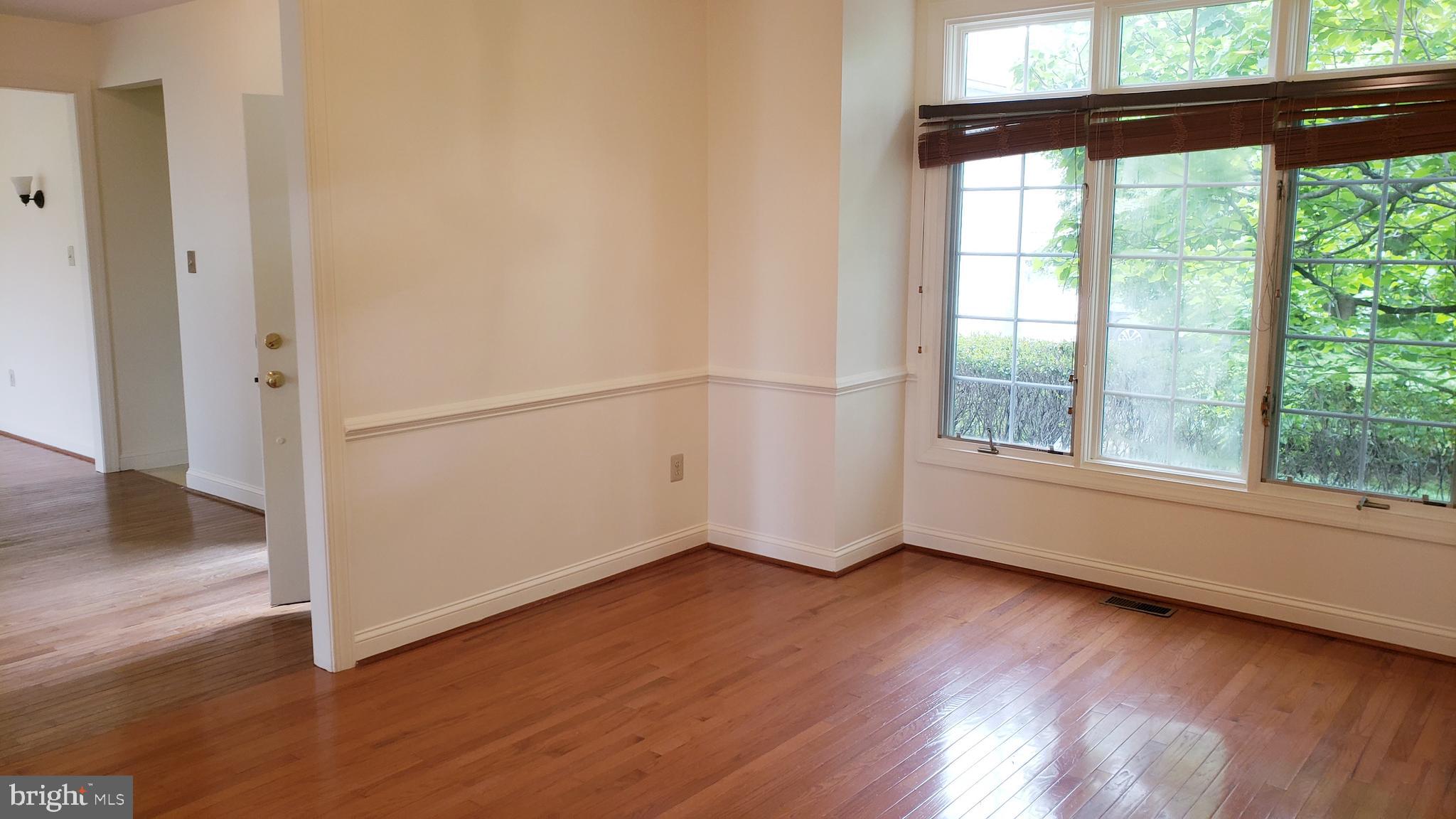 MALVERN HUNT - Residential Lease