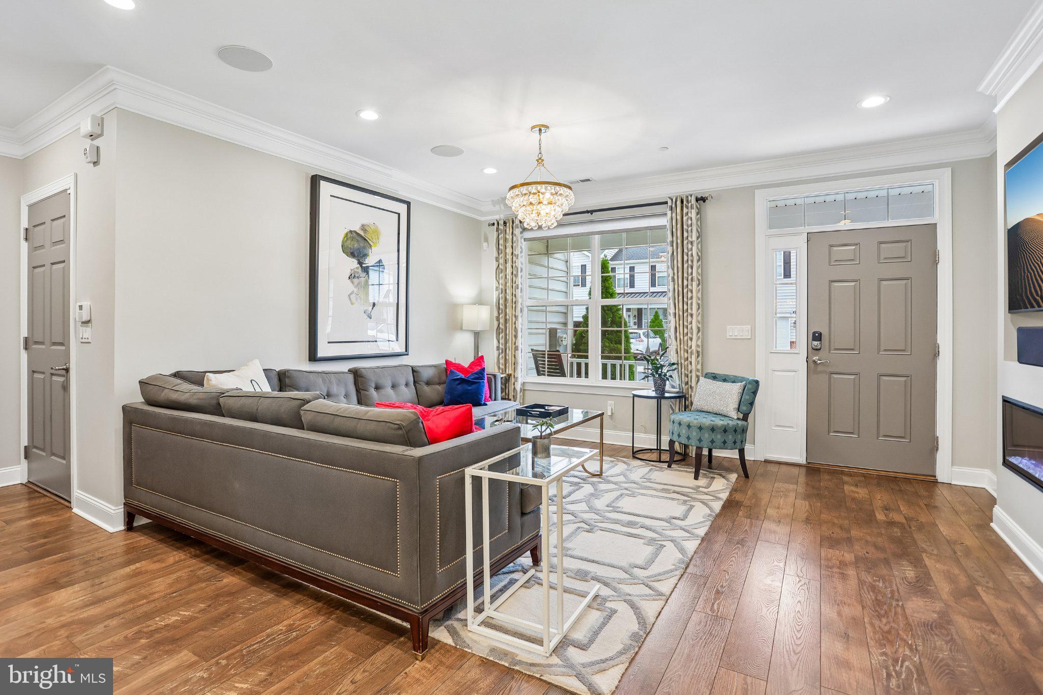 215 PARISH ROAD