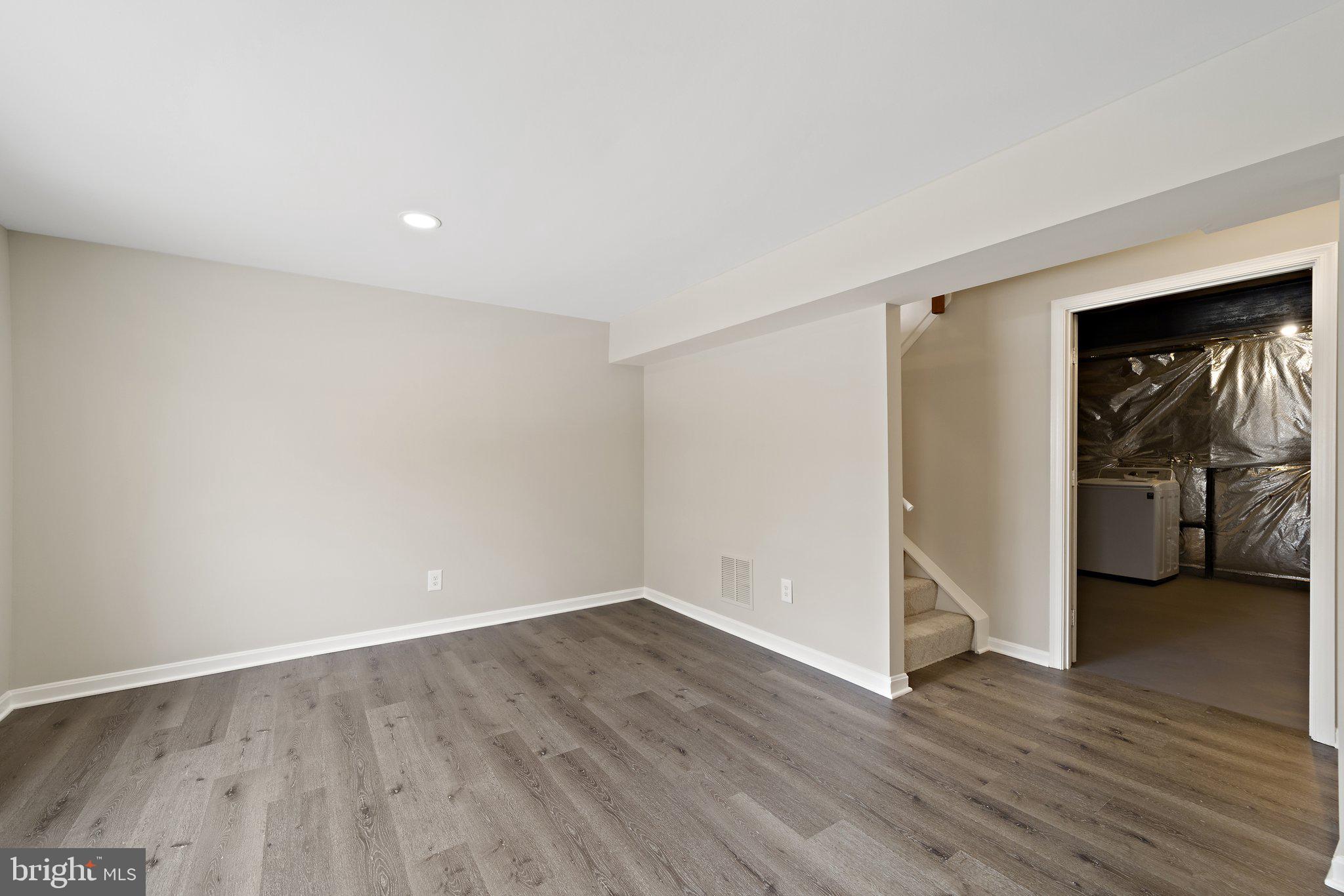 LITTLE ROCKY RUN - Residential