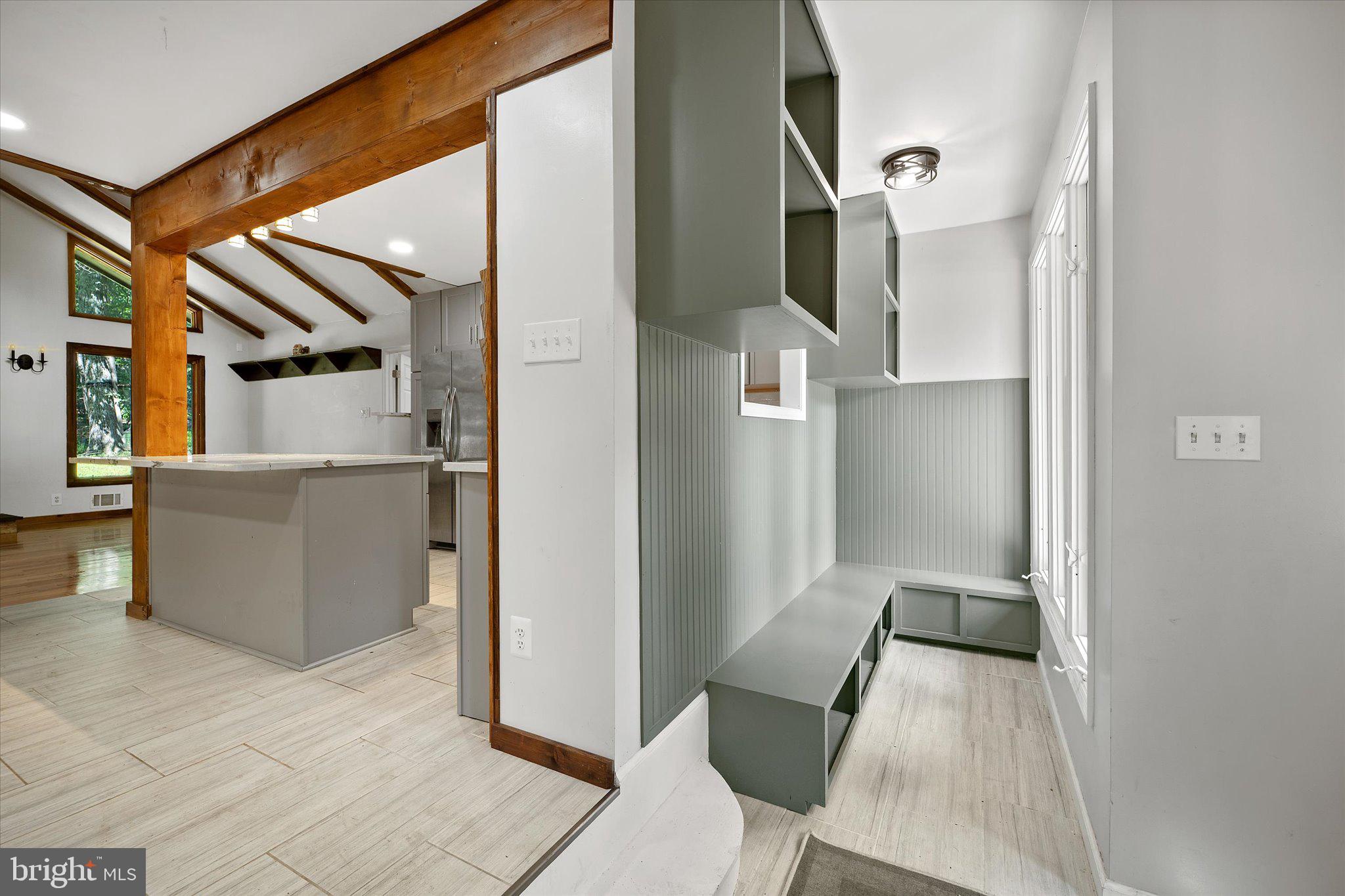 BULL RUN MOUNTAIN ESTATE - Residential