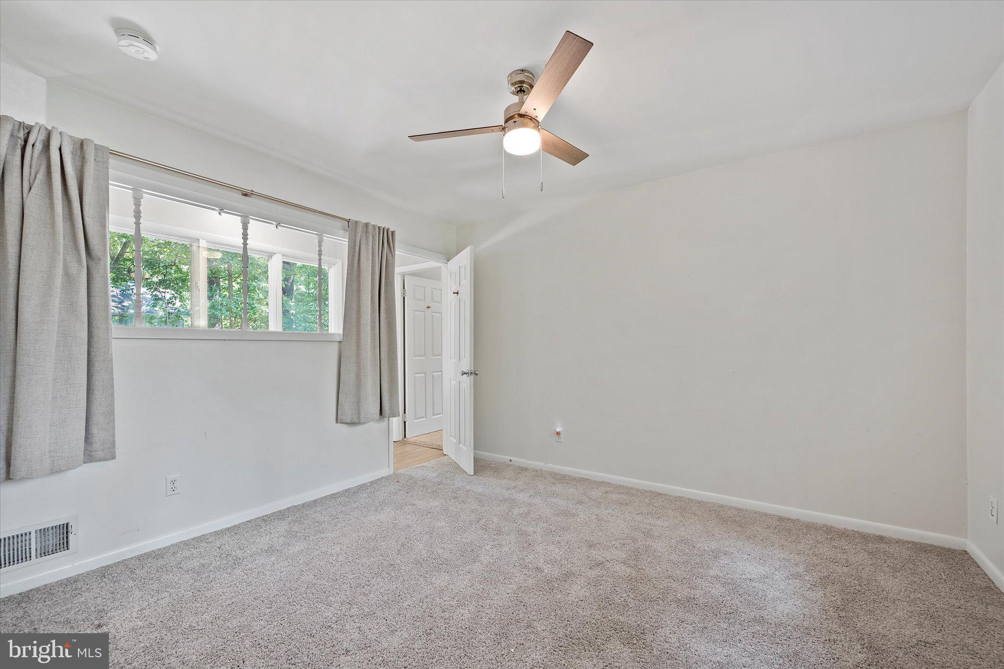 BULL RUN MOUNTAIN ESTATE - Residential