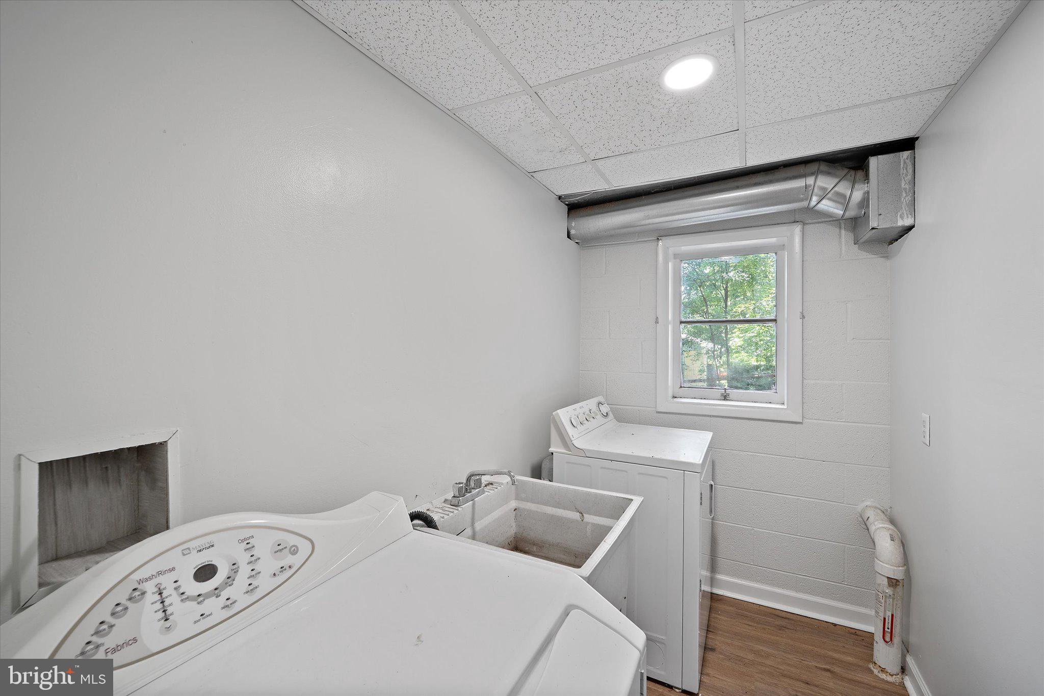 BULL RUN MOUNTAIN ESTATE - Residential