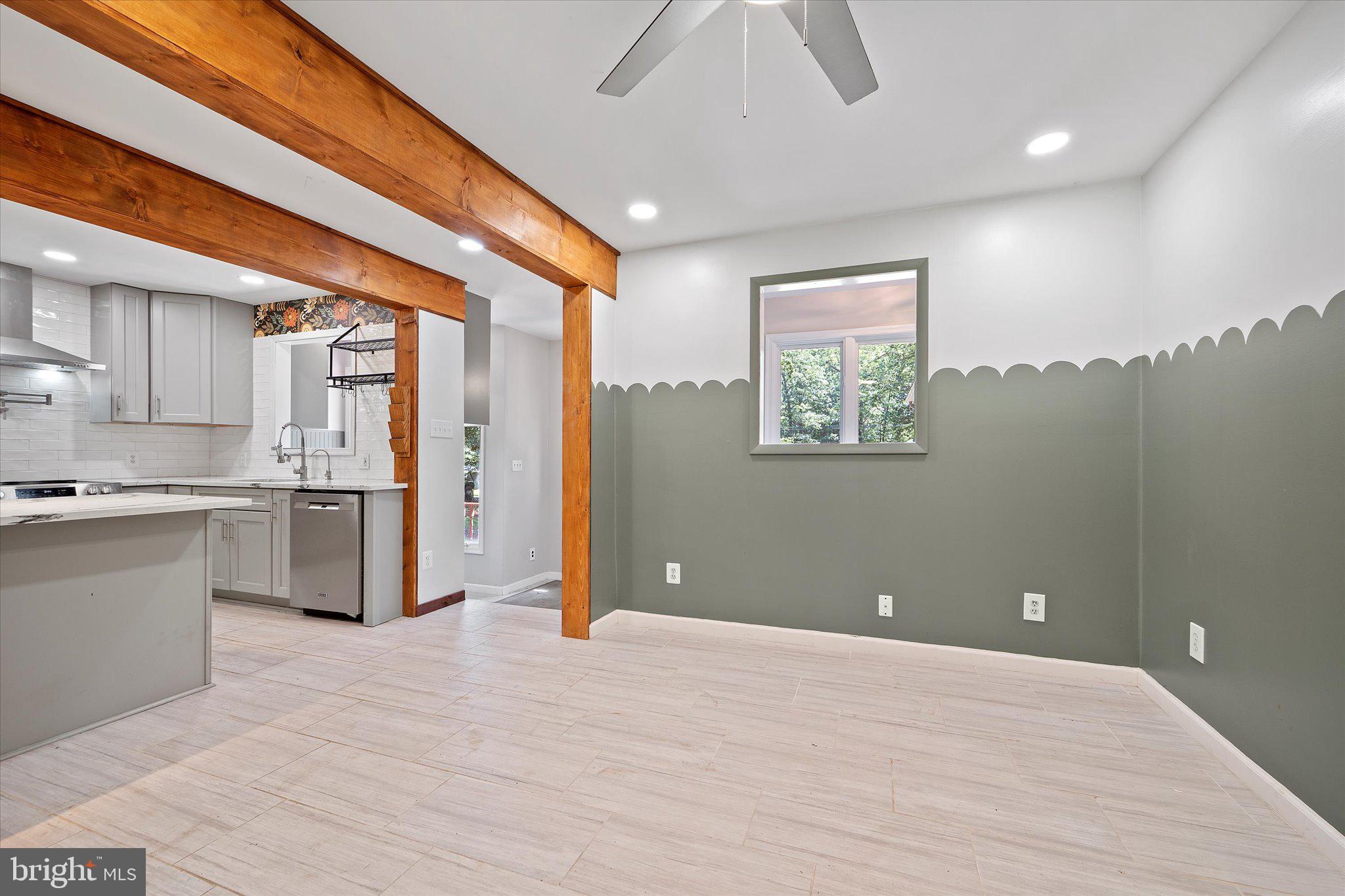 BULL RUN MOUNTAIN ESTATE - Residential