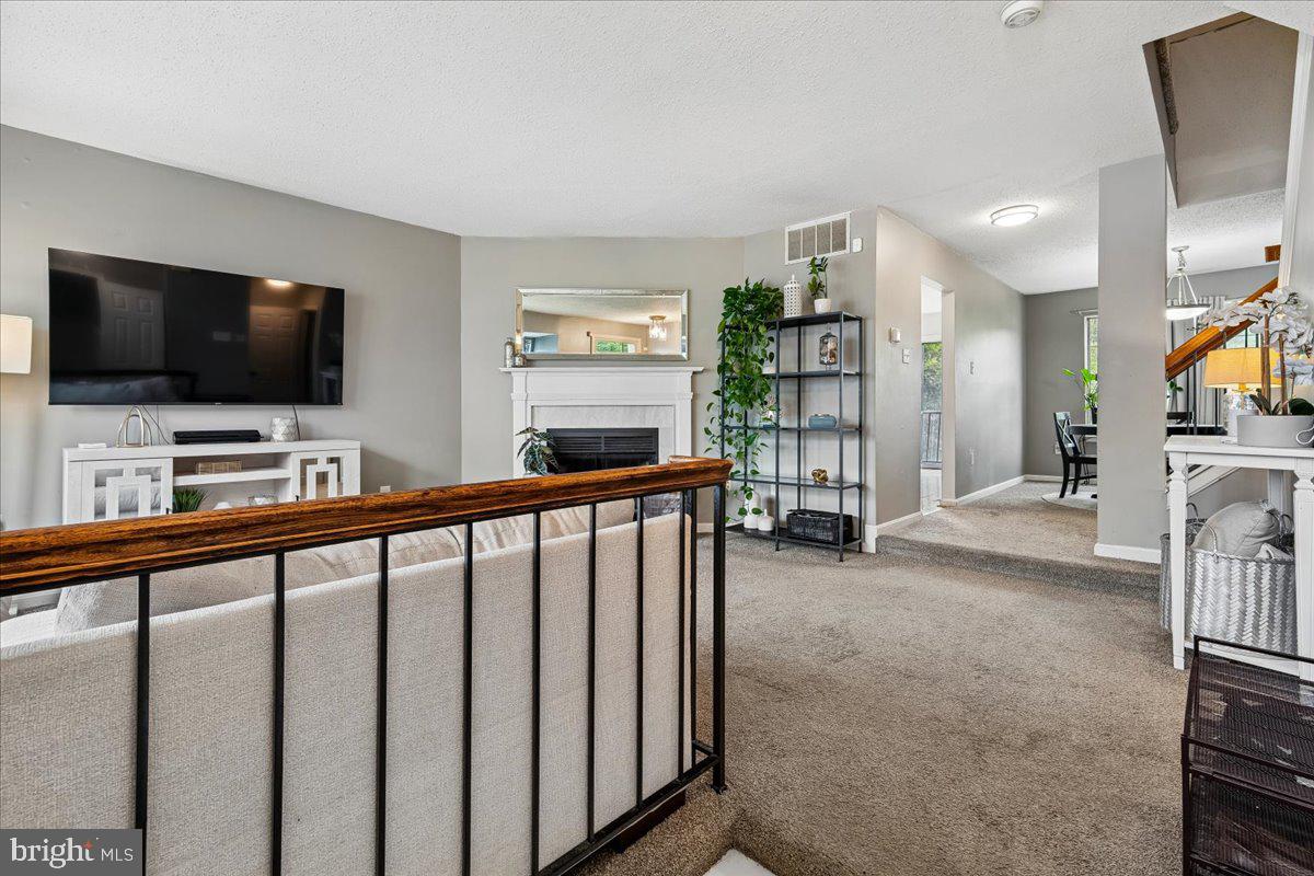 936 LAKE OVERLOOK DRIVE