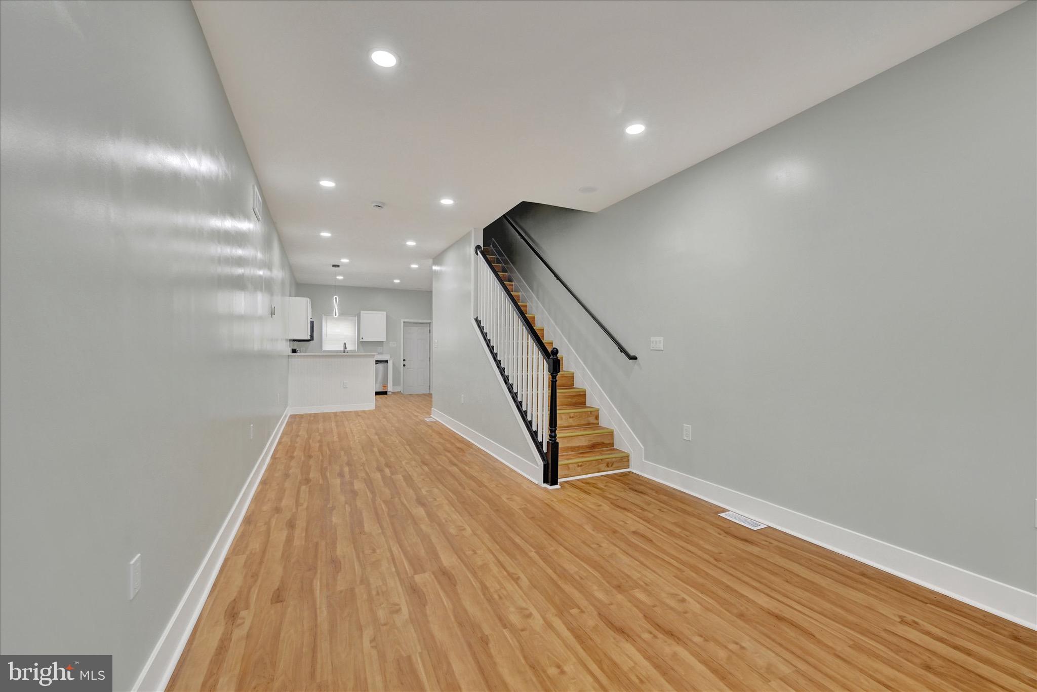 SHIPLEY HILL - Residential