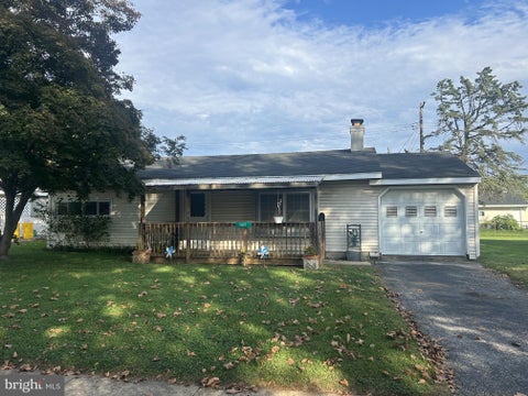 Photo of 1511 Fireside Road, YORK, PA 17404 (MLS # PAYK2113726)
