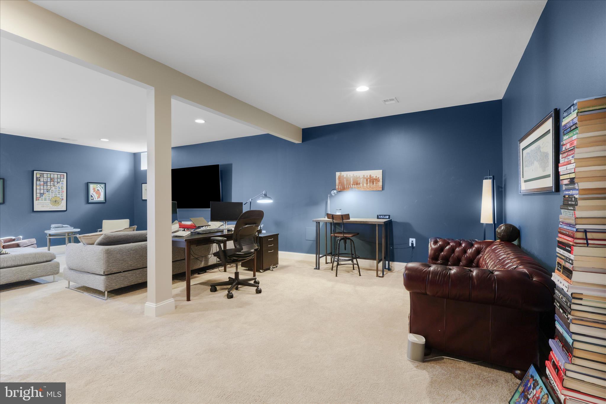 GREENS SOUTH AT WILLOWSF - Residential