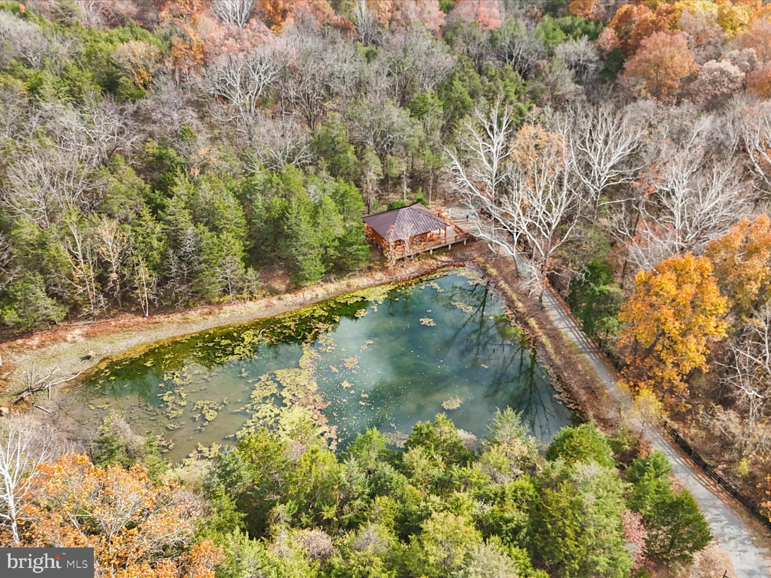GREENS SOUTH AT WILLOWSF - Residential
