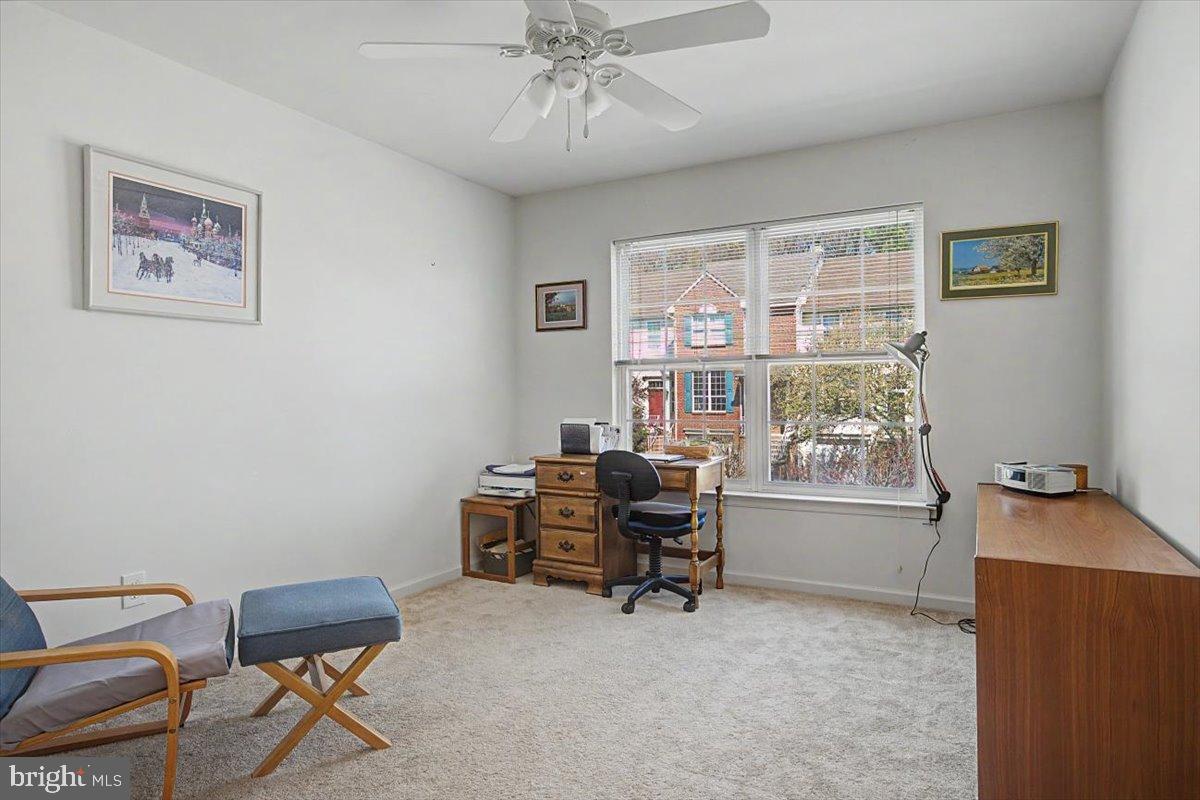 NORTH POINTE - Residential