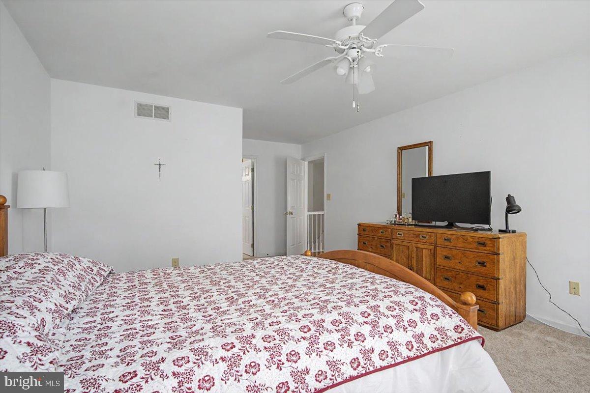 NORTH POINTE - Residential