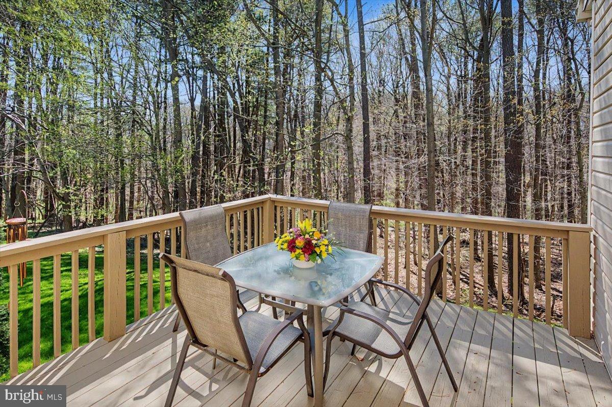 NORTH POINTE - Residential