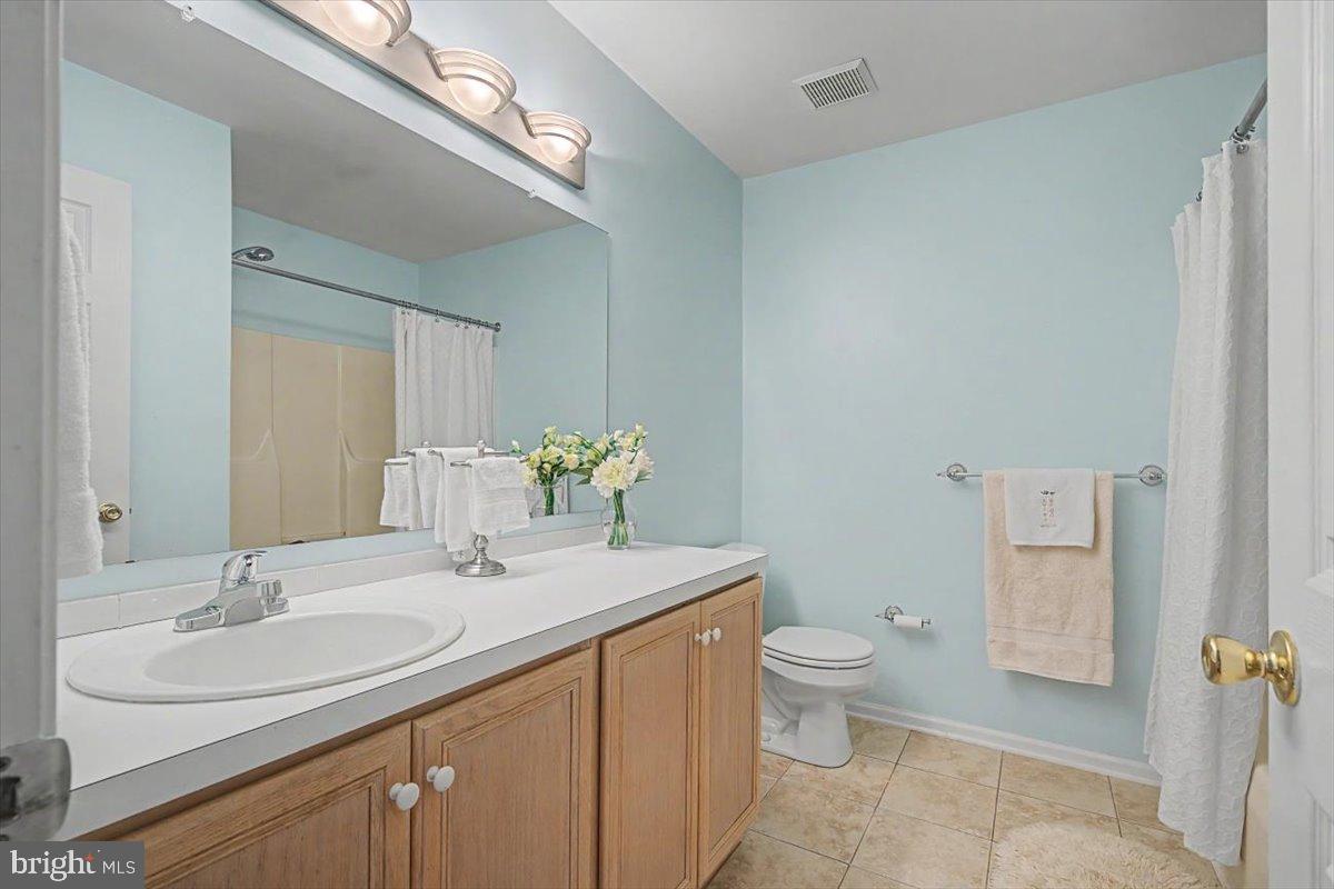 NORTH POINTE - Residential