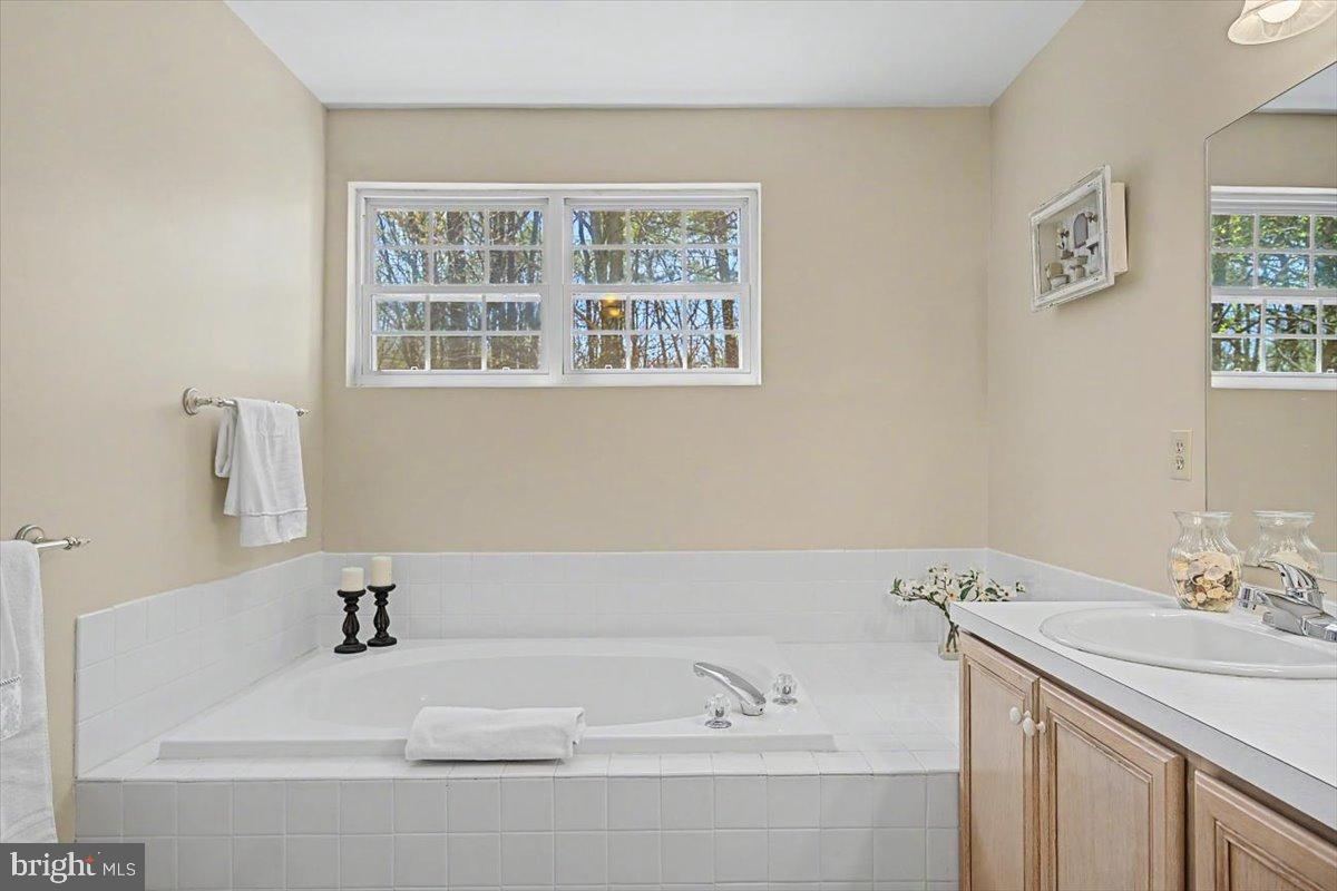 NORTH POINTE - Residential