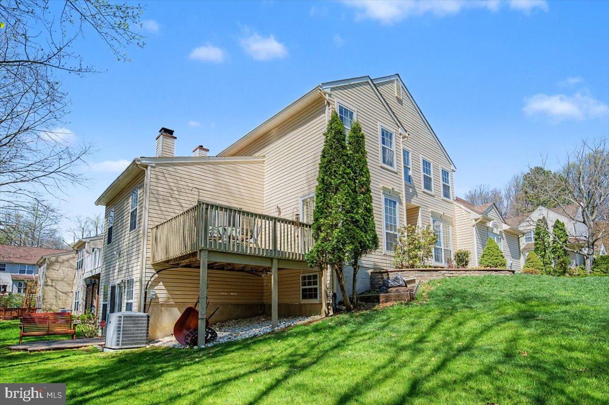 NORTH POINTE - Residential