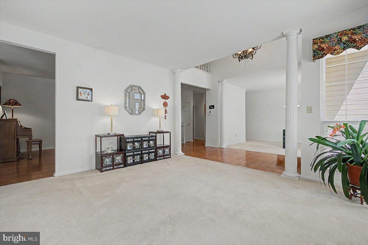 NORTH POINTE - Residential