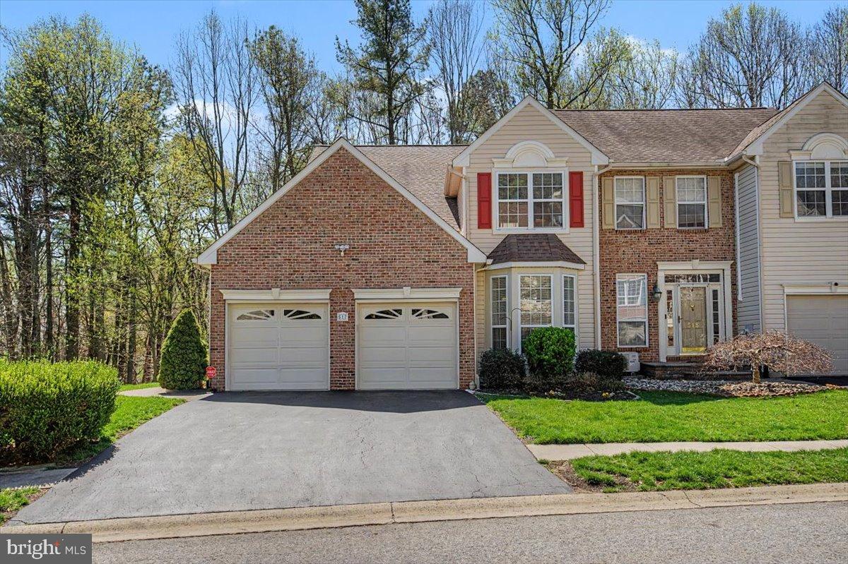 NORTH POINTE - Residential