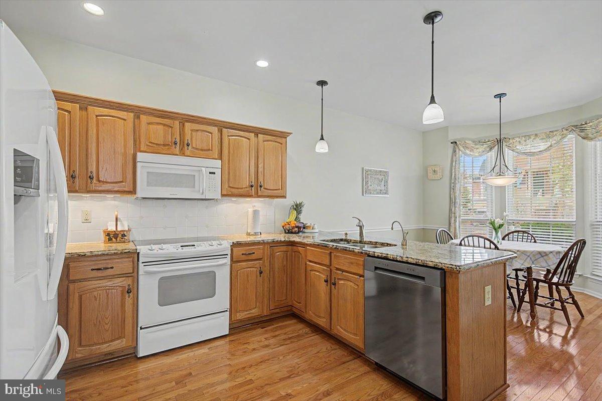 NORTH POINTE - Residential