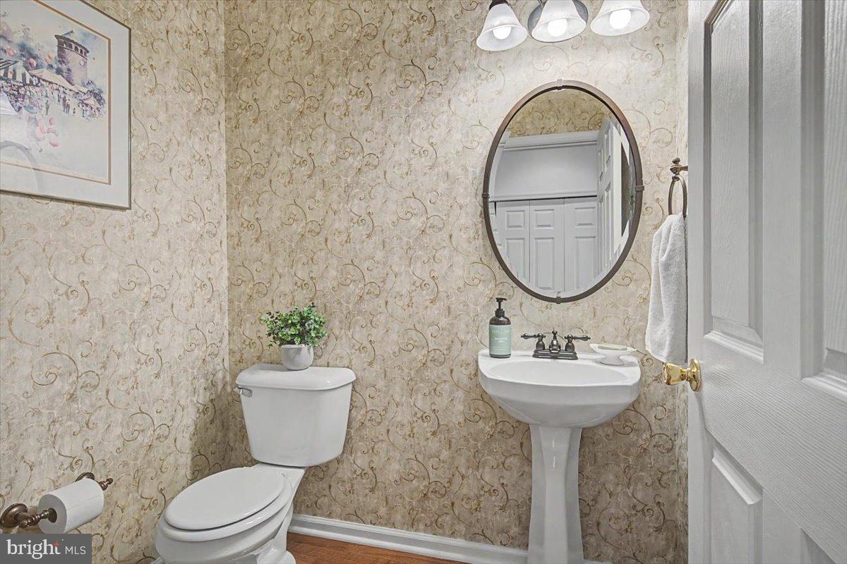 NORTH POINTE - Residential