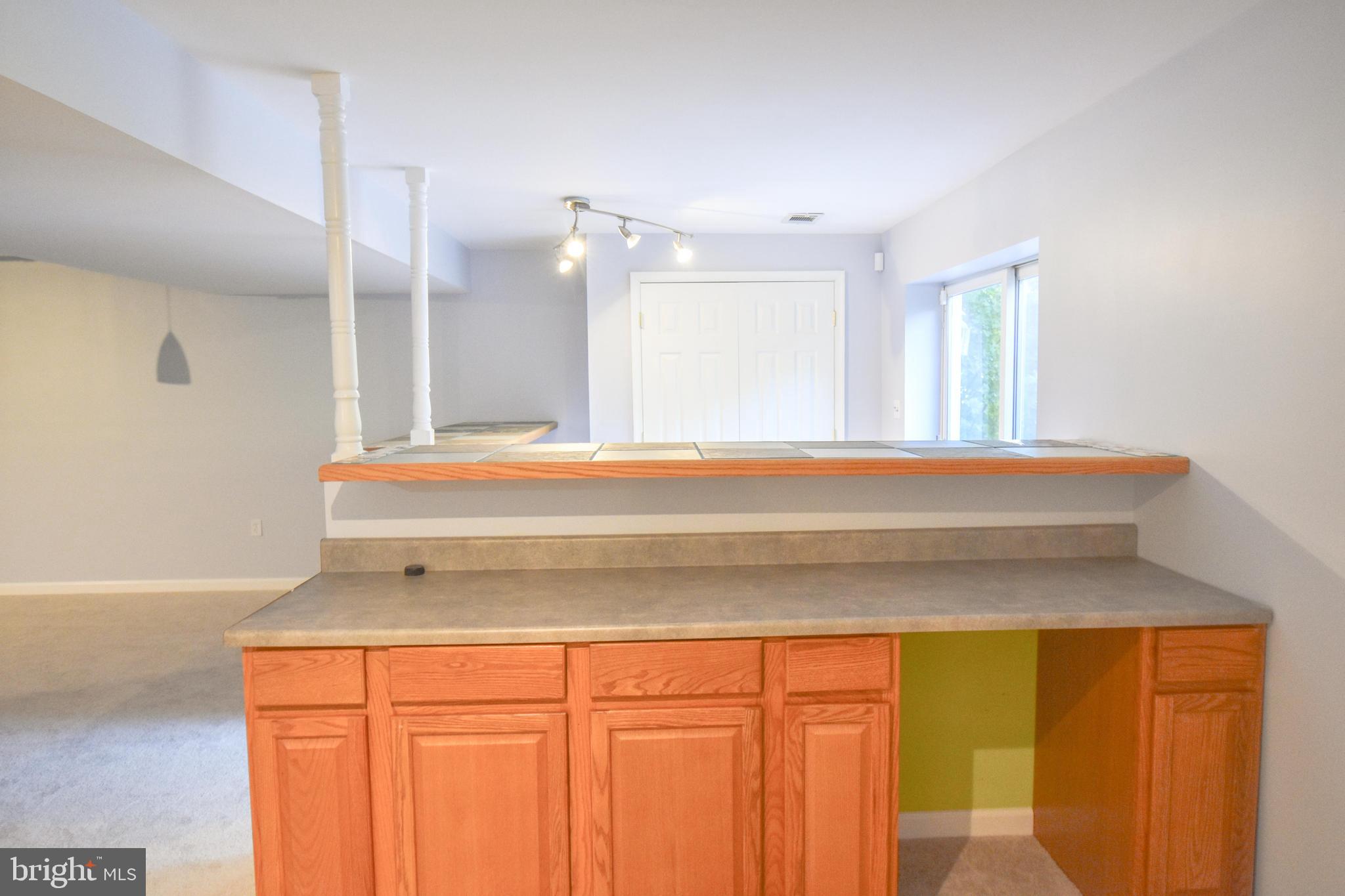 KINGSTON - Residential Lease