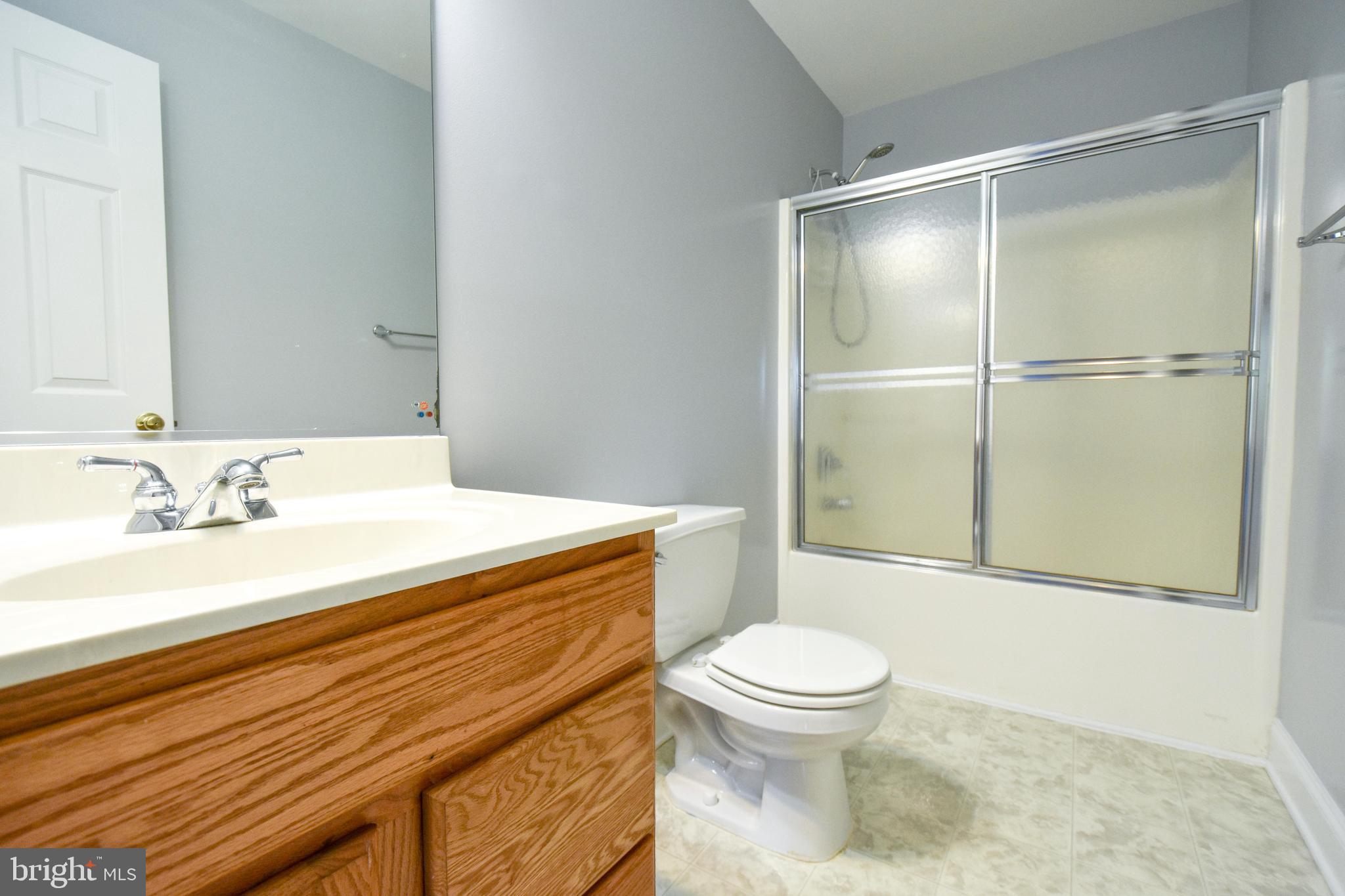 KINGSTON - Residential Lease