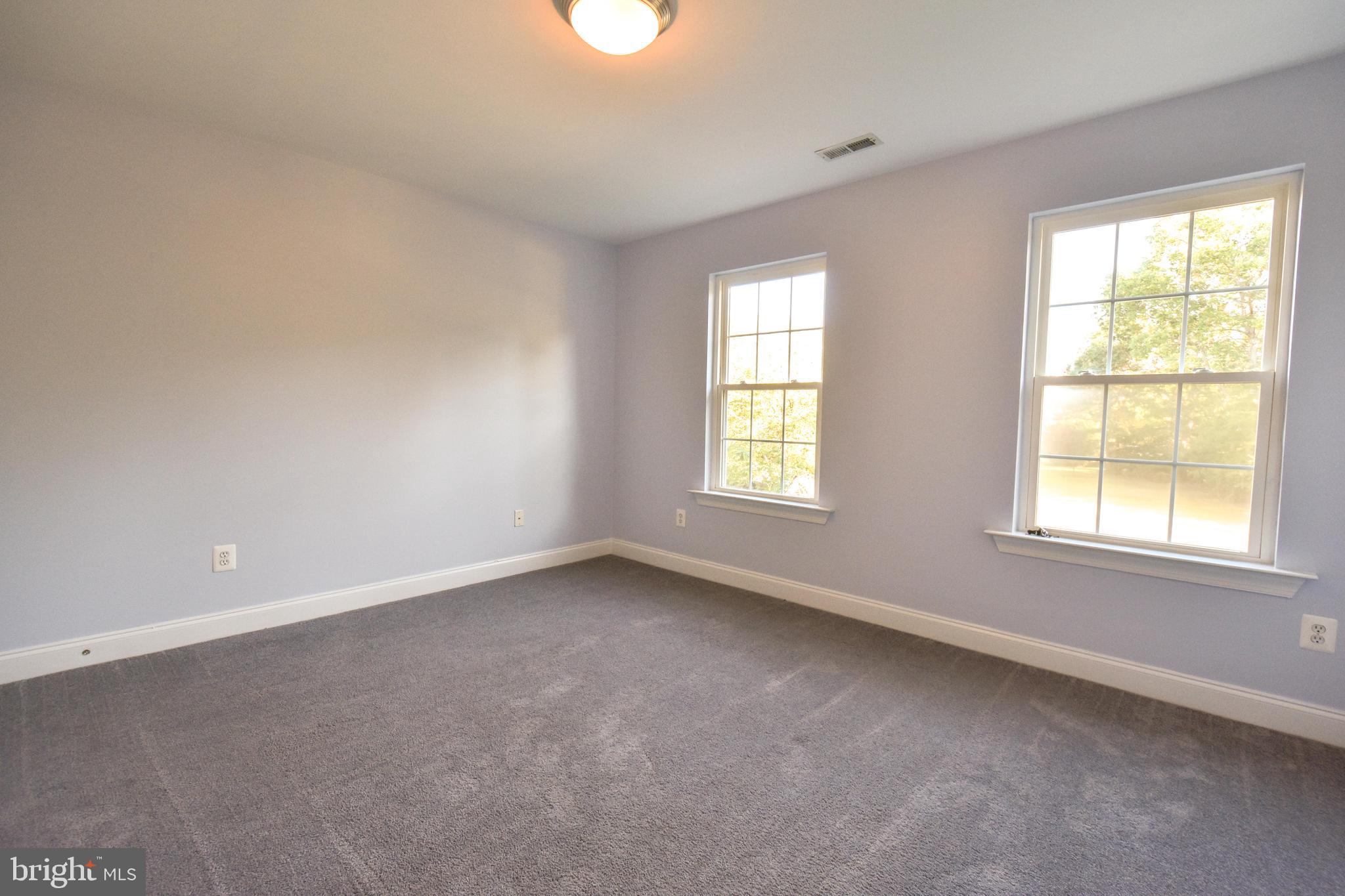 KINGSTON - Residential Lease