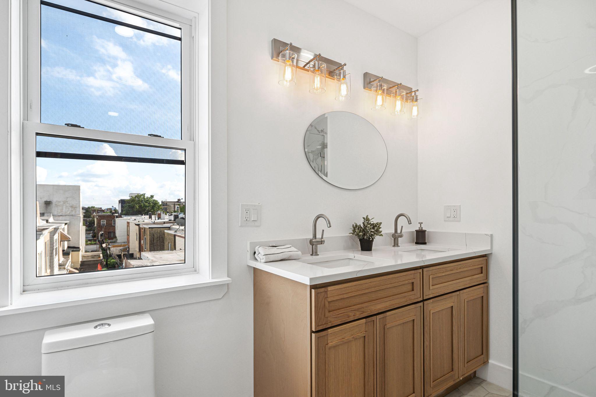 PASSYUNK SQUARE - Residential