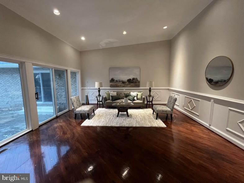 1 PINEY MEETINGHOUSE COURT